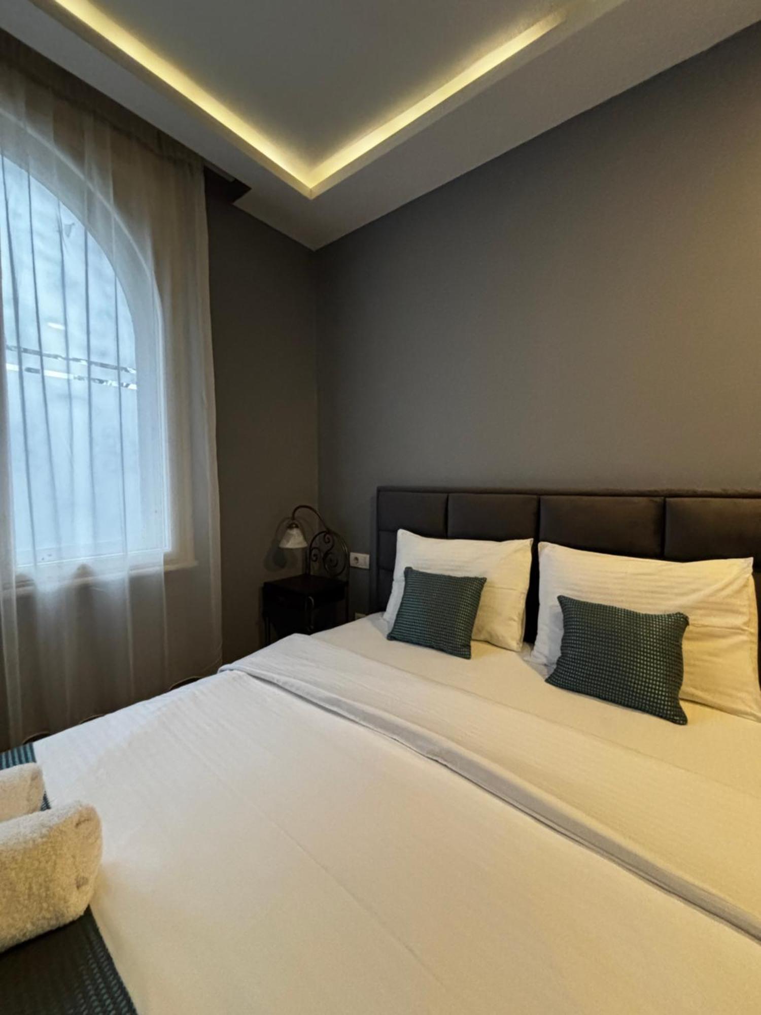 Hotel Dum By Muskat Belgrade Exterior photo