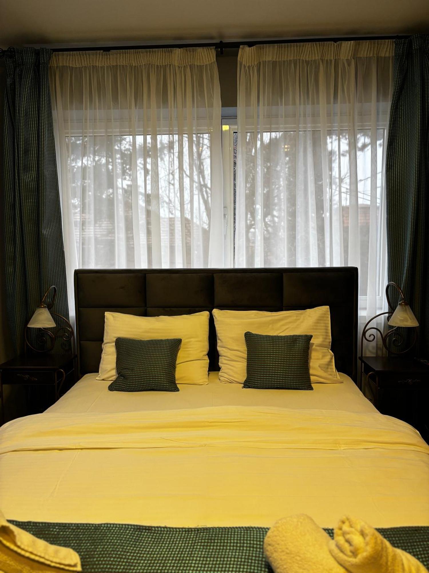Hotel Dum By Muskat Belgrade Exterior photo