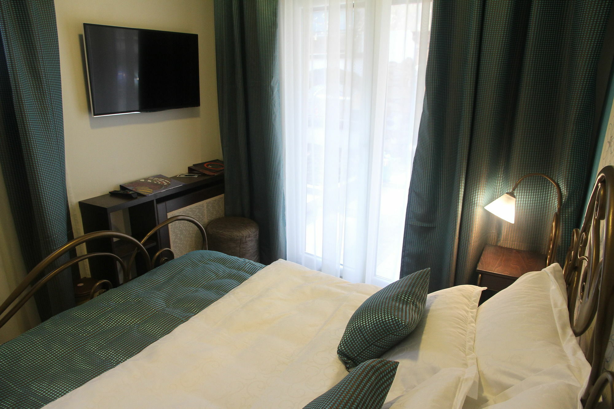 Hotel Dum By Muskat Belgrade Exterior photo
